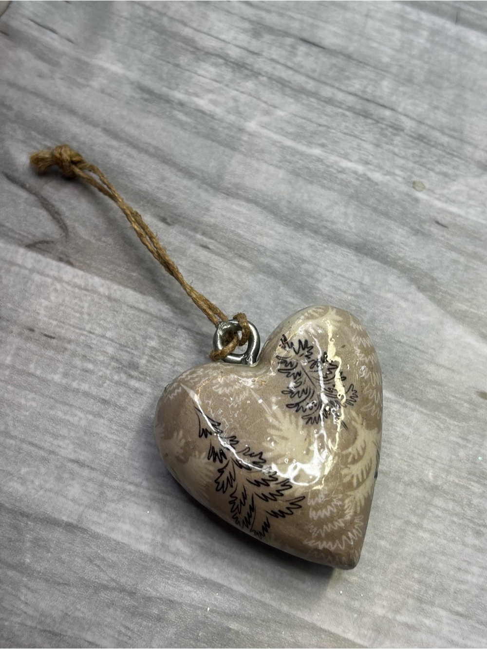 Ganz Mini Heart-Shaped Trees Pattern Botanical Ornament
